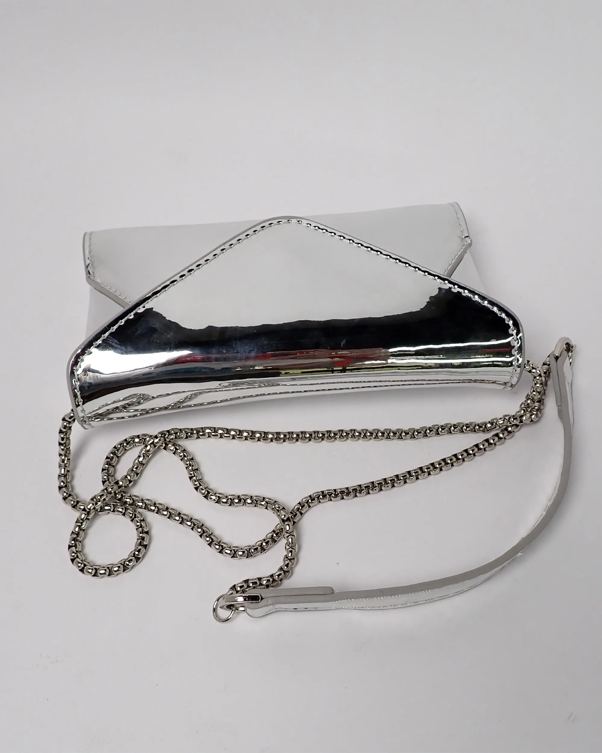 Envelope mini bag with metallic funky chain 3952 - حقيبة